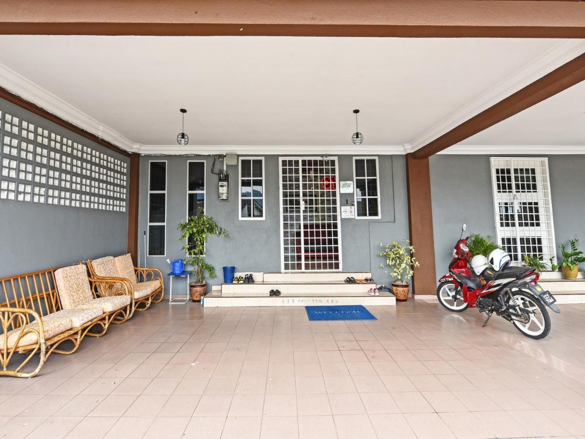 Oyo 90363 Nyamanya Inn Kuantan Exterior photo
